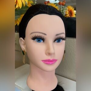 Gold plated chain earrings. Doesn’t fade.